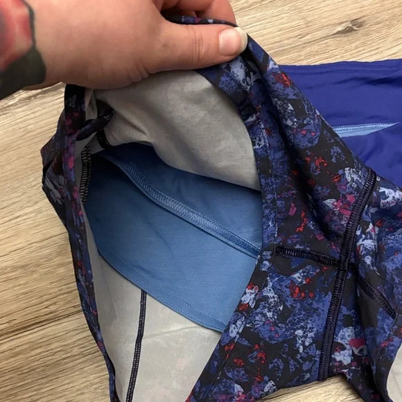 Ivivva size 14 Floral Shorts in Blue and Red - Picture 2 of 4